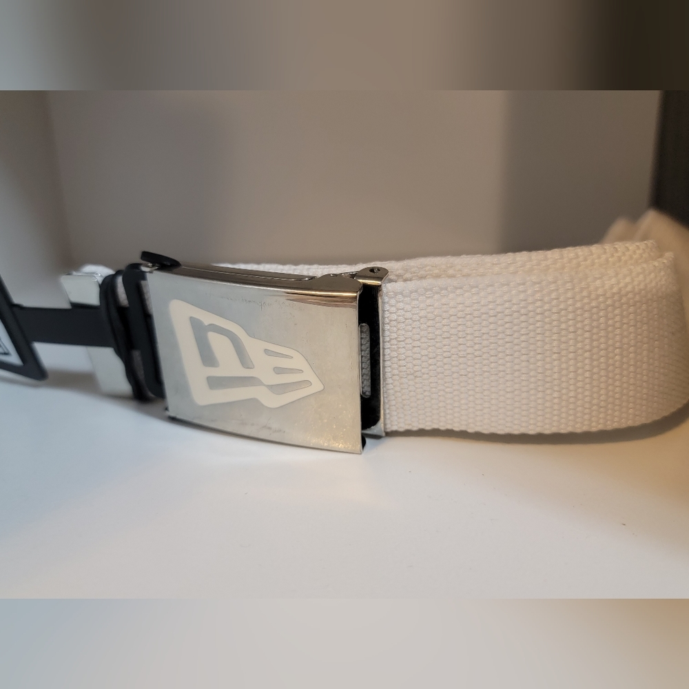 BNWT - New Era Canvas Belt OSFA